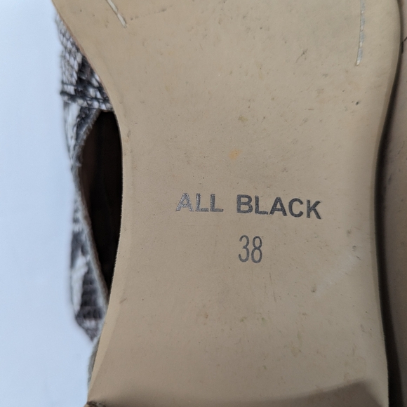 All Black Footwear Flats | Man Tailored slip on snake print loafers  size 7.5 - Picture 8 of 13